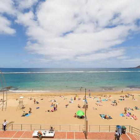 In Palmas By Canteras *