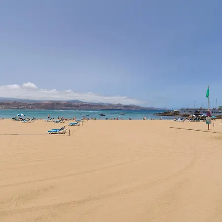 In Palmas By Canteras